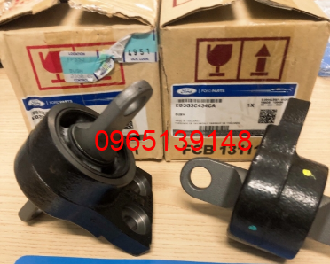 Cao su ắc bắt cầu trước - EB3G3C434CA