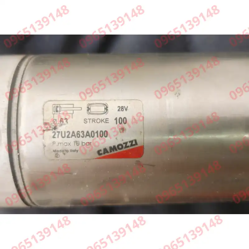 27U2A63A0100